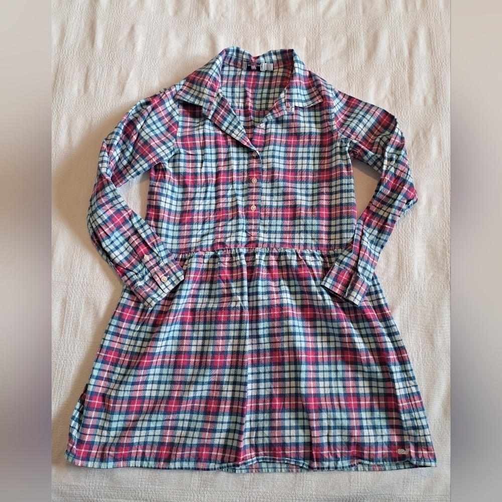 Vineyard Vines girls size 12 flannel plaid  dress button up front, collar, EUC